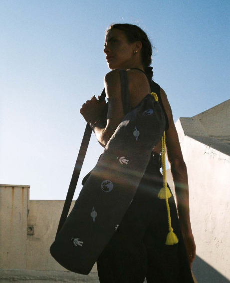 THE BAG Astronaut